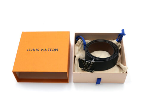 Louis Vuitton M0027T Taiga Initiales LV tilt 40mm Reversible Belt Size 95/38 (JJ0213)
