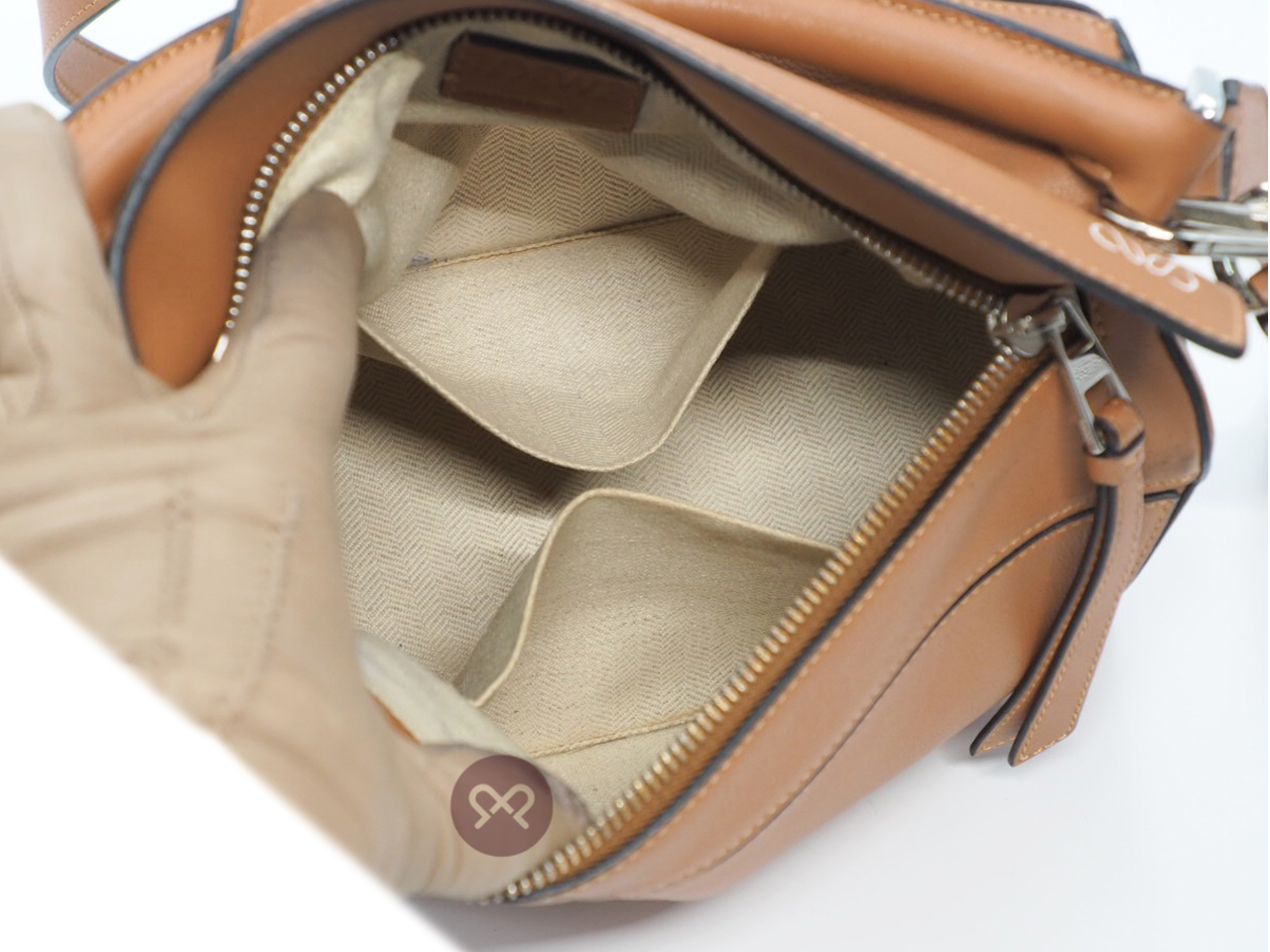 Loewe Small Puzzle in Classic Brown Calfskin Shoulder Bag - Image 10