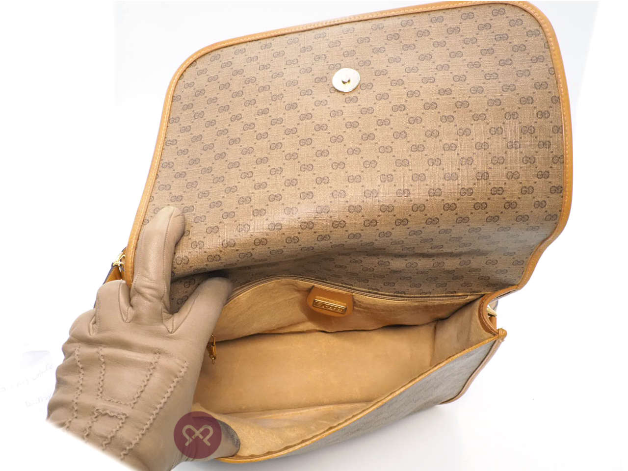 Gucci 001.904.0915 Sherry Line Beige Micro GG Web Design Oval Crossbody Bag - Image 8