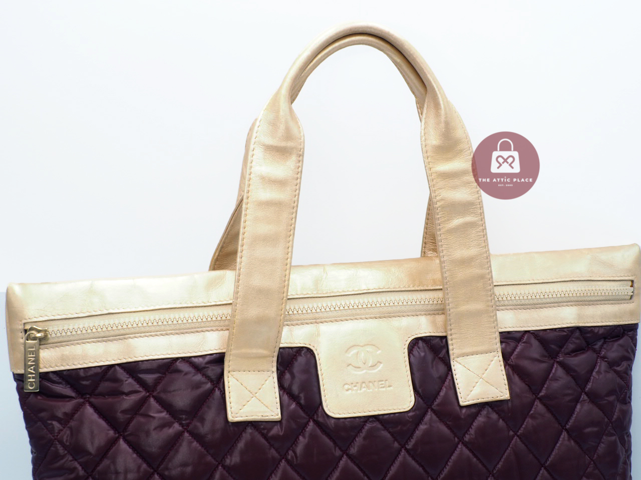 Chanel 13199998 Burgundy Red/ Gold Metallic Leather Coco Cocoon Quilted Large Shopping Tote/ Shoulder bag - Image 5
