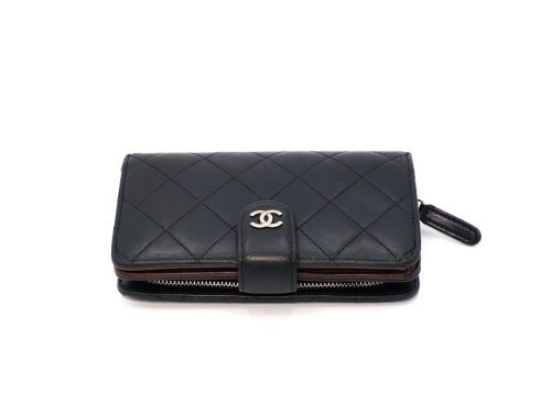 Chanel 16943383 A48667 Black Lambskin Quilted Leather Zip Pocket Bifold French Wallet