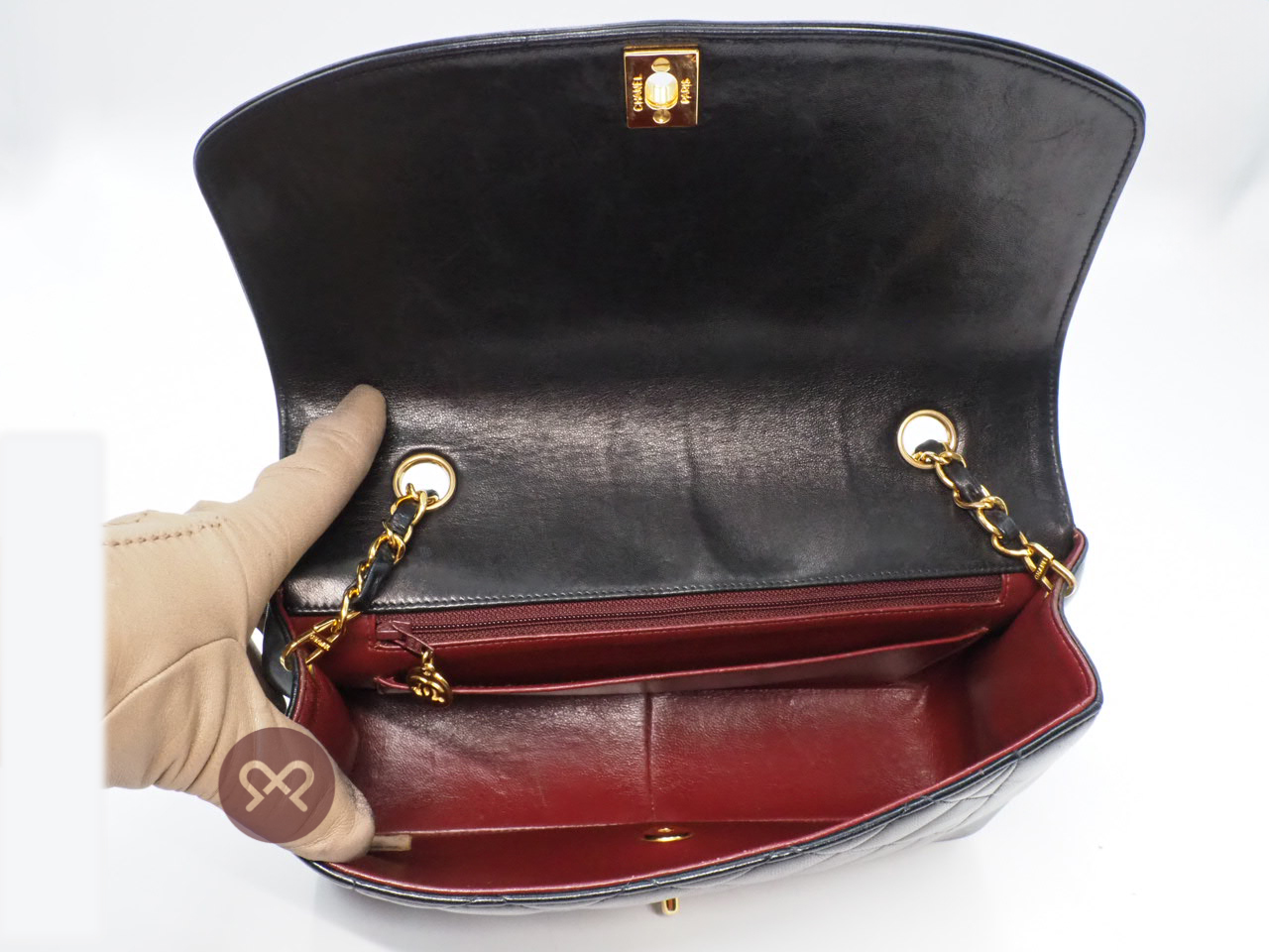 Chanel 2400723 Vintage 25cm Black Lambskin Quilted Diana Flap Bag Gold Hardware - Image 13
