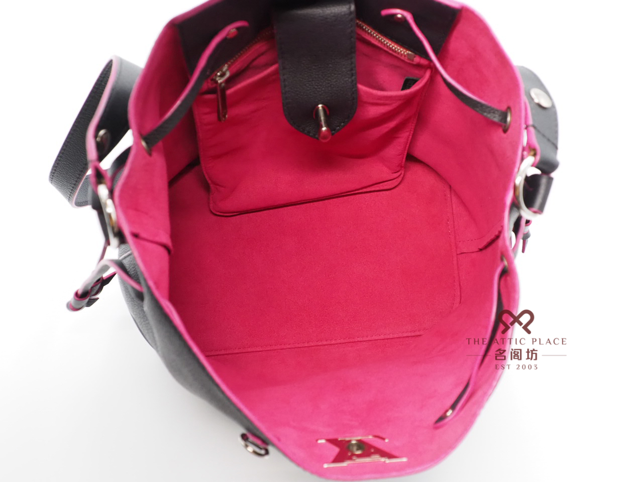 Louis Vuitton M54677 Taurillion Black/ Hot Pink Leather Lockme Bucket (DU3167) - Image 9