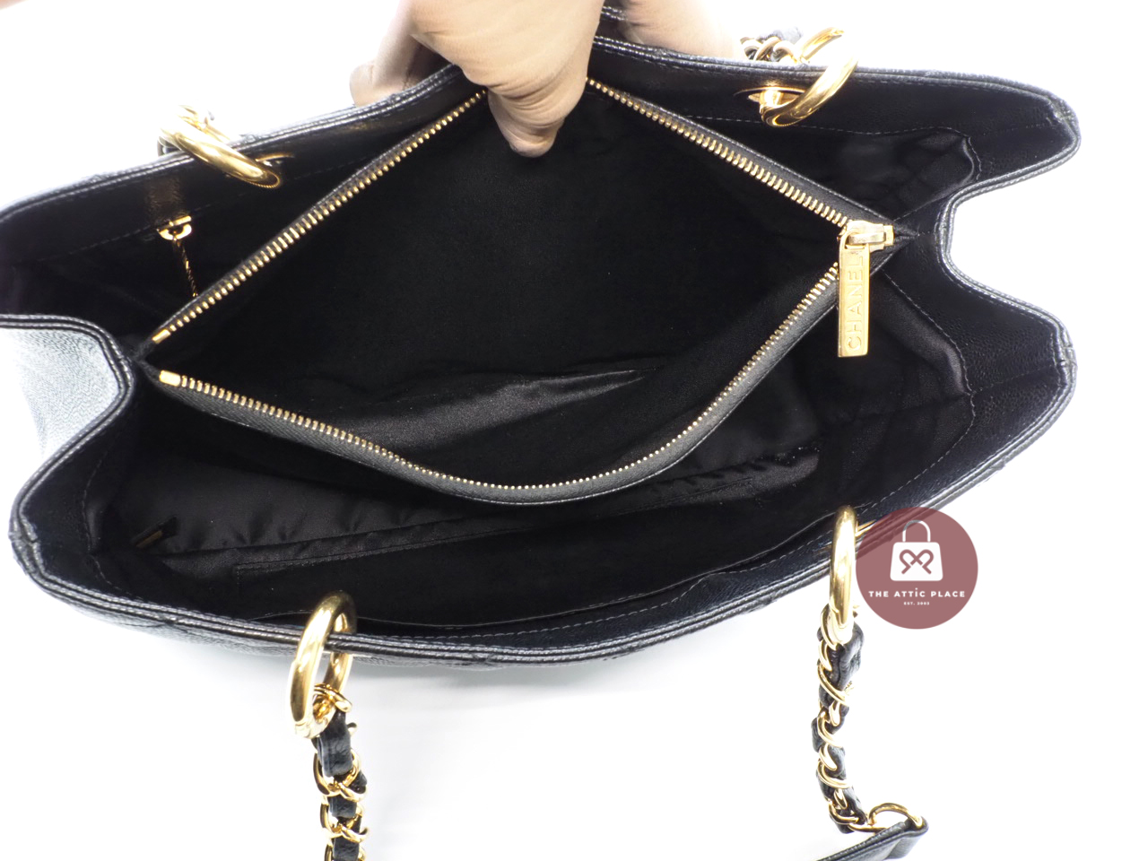 Chanel 17957342 Black Caviar Grand Shopping Tote Gold Hardware - Image 12