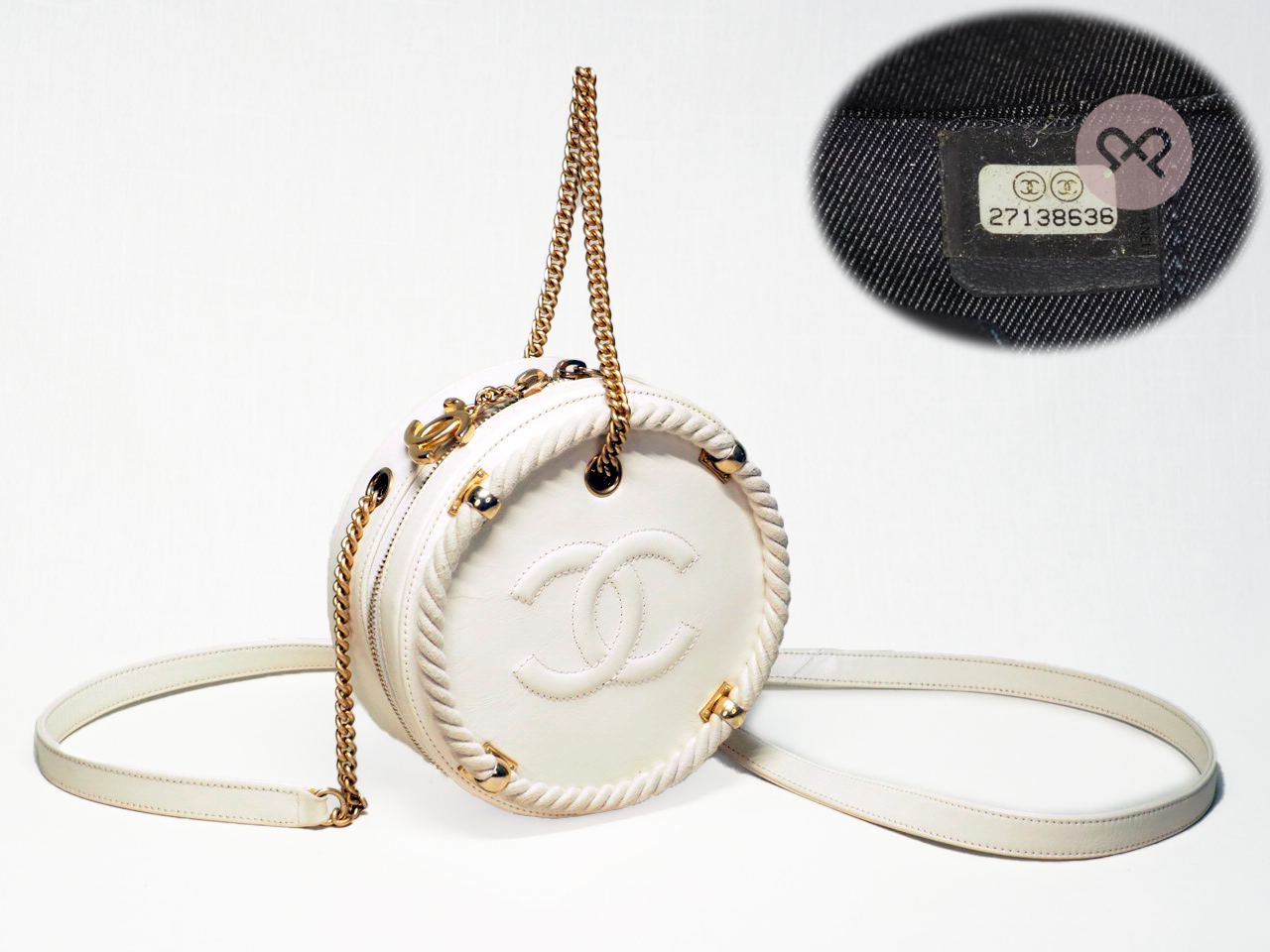 Chanel 27138636 Beige/ Off White Rope Chain En Vogue Round Bag Gold Hardware - Image 2