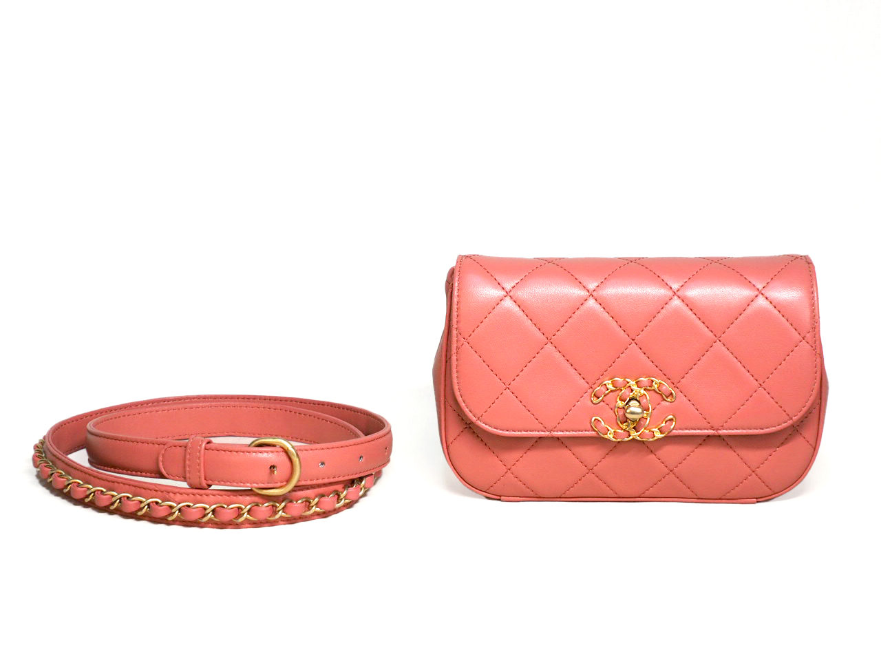 ALMOST NEW ! Chanel 28496790 Coral Pink Quilted Calfskin Chain Infinity Waist Belt Bag