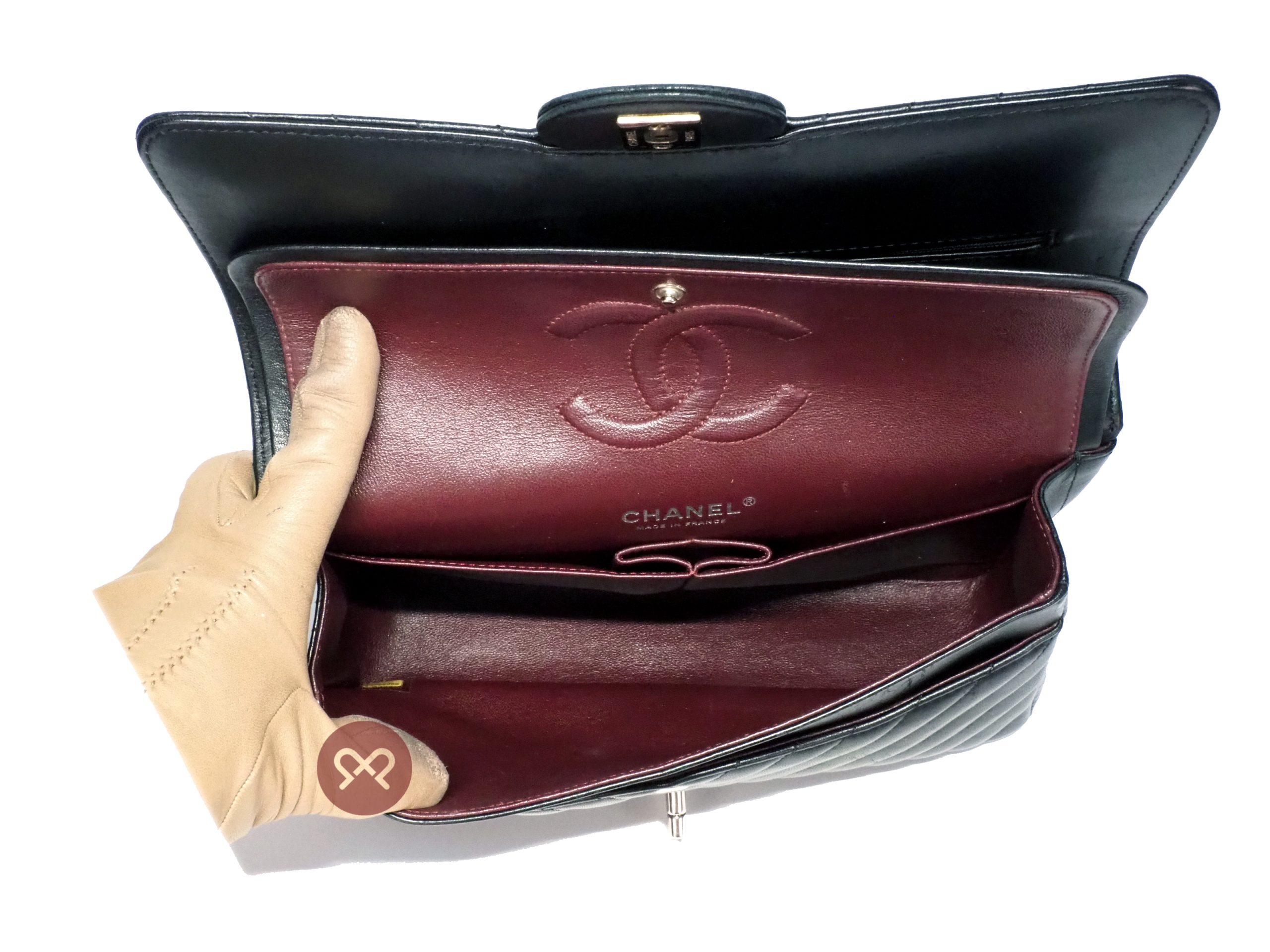 Chanel 25706365 A01112Y Black Chevron Lambskin Medium Classic Double Flap Silver Hardware- 25cm - Image 10