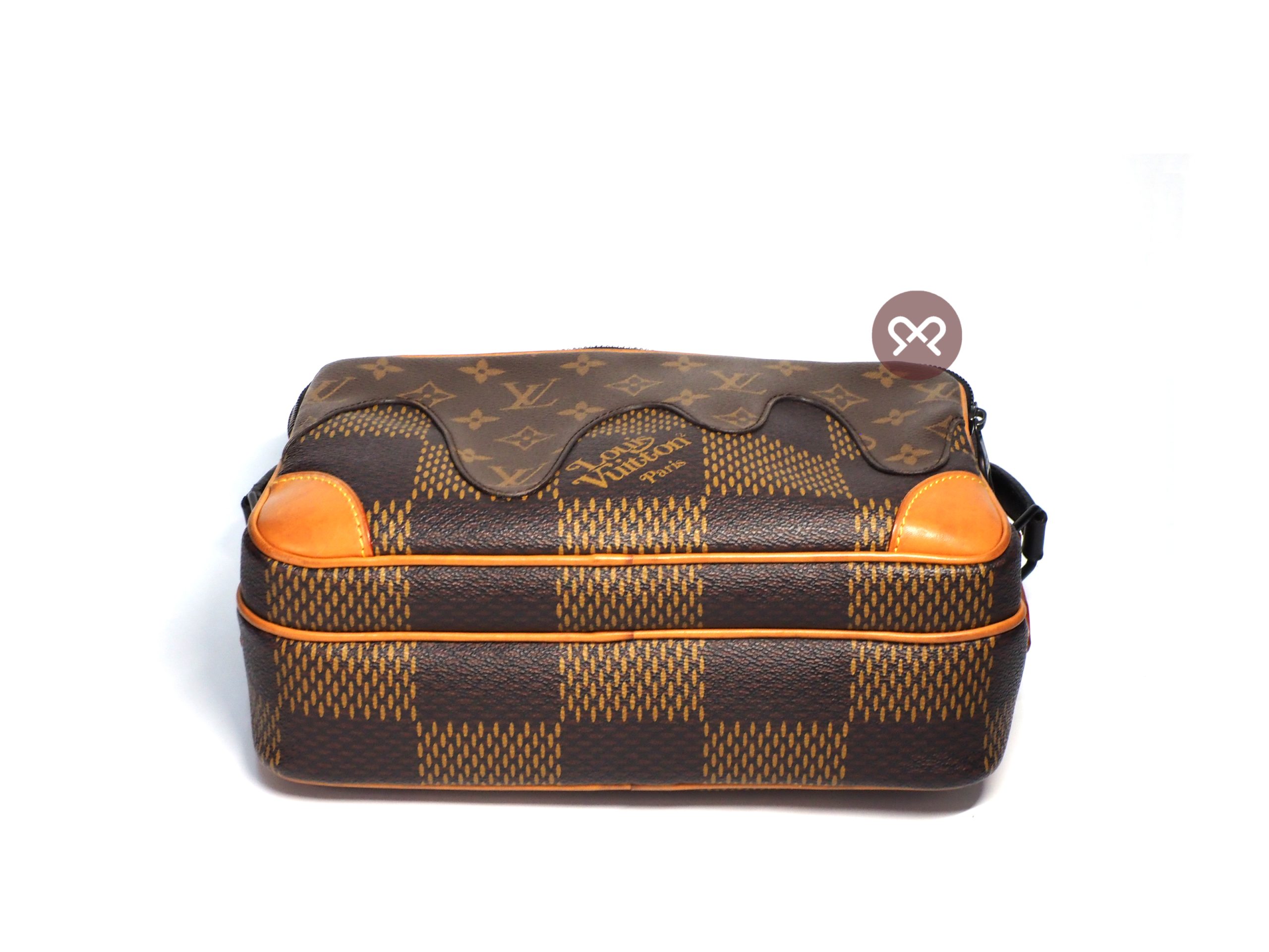 Louis Vuitton N40359 Giant Damier Ebene Nigo Nil Messenger Bag (RI4210) - Image 4