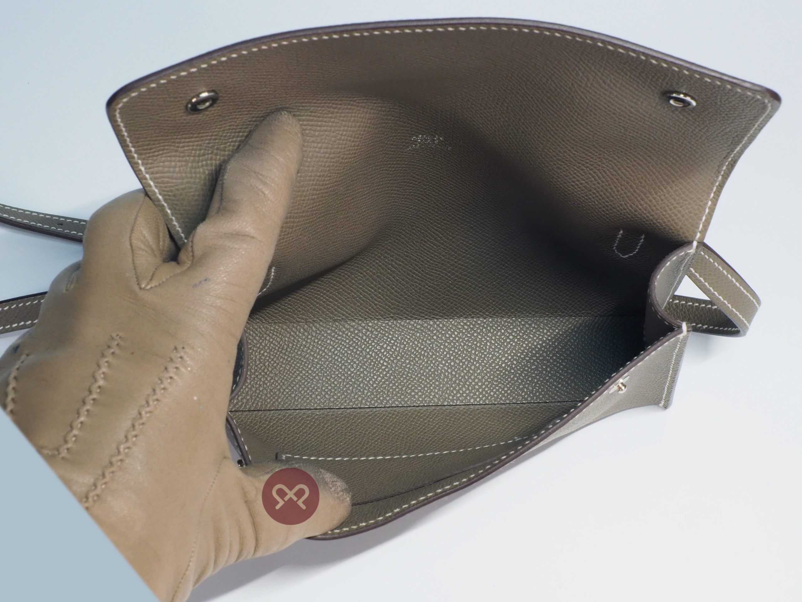 Hermes Etoupe/ Grey Sac Hermesnap Wallet Epsom W Stamp Sling bag - Image 9