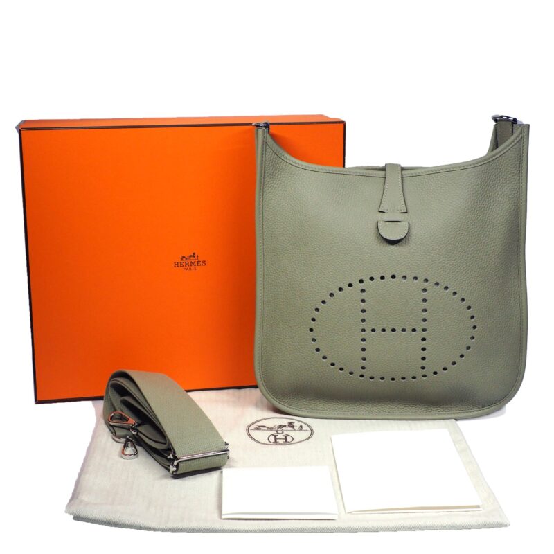 Brand New ! Hermes Evelyne 29cm W Stamp Sauge ( Sage Green) Clemence Leather Messenger/ Crossbody Bag