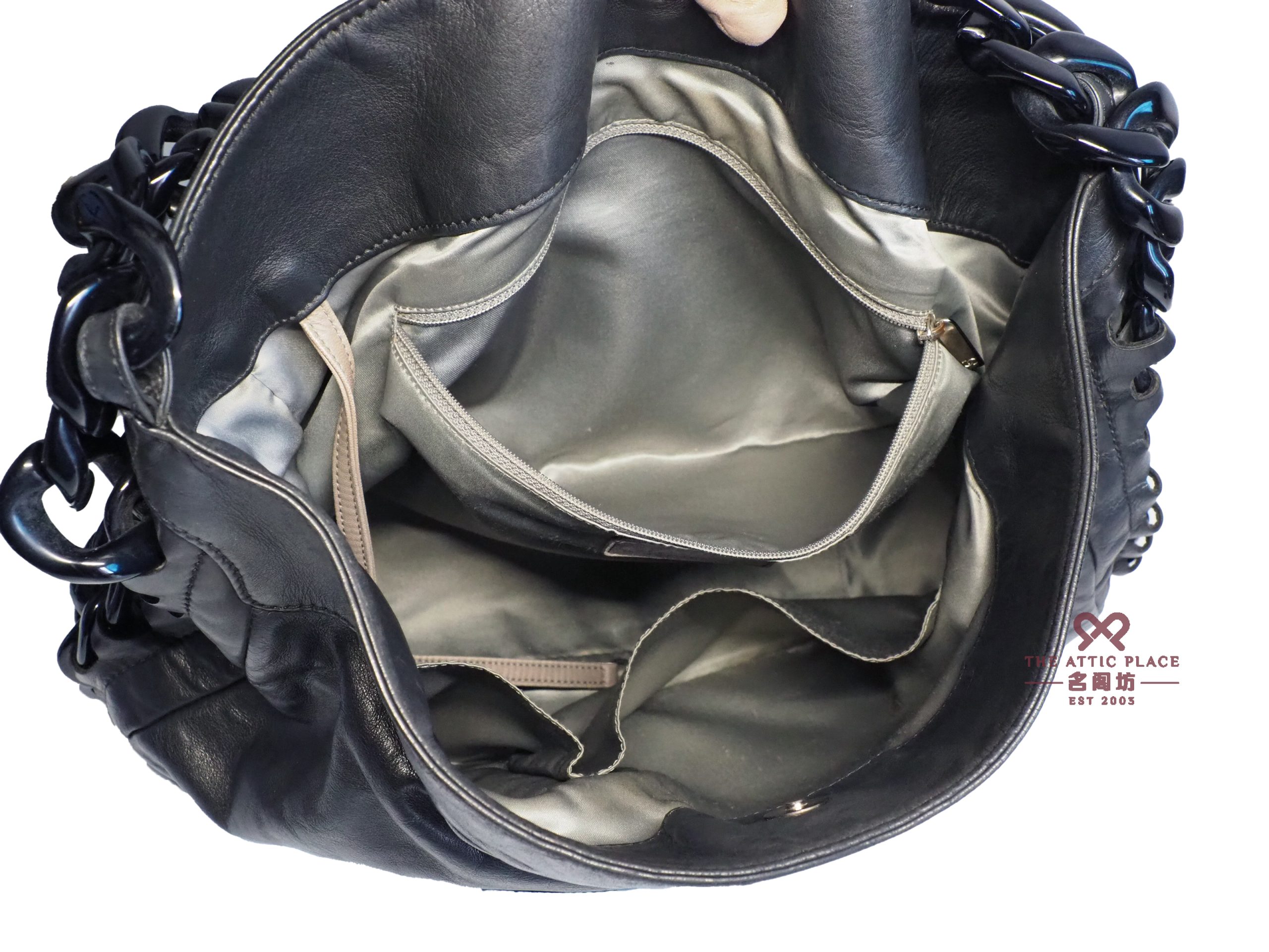 Chanel 11887144 Black Calfskin Leather Jumbo Modern Chain Hobo Bag - Image 7