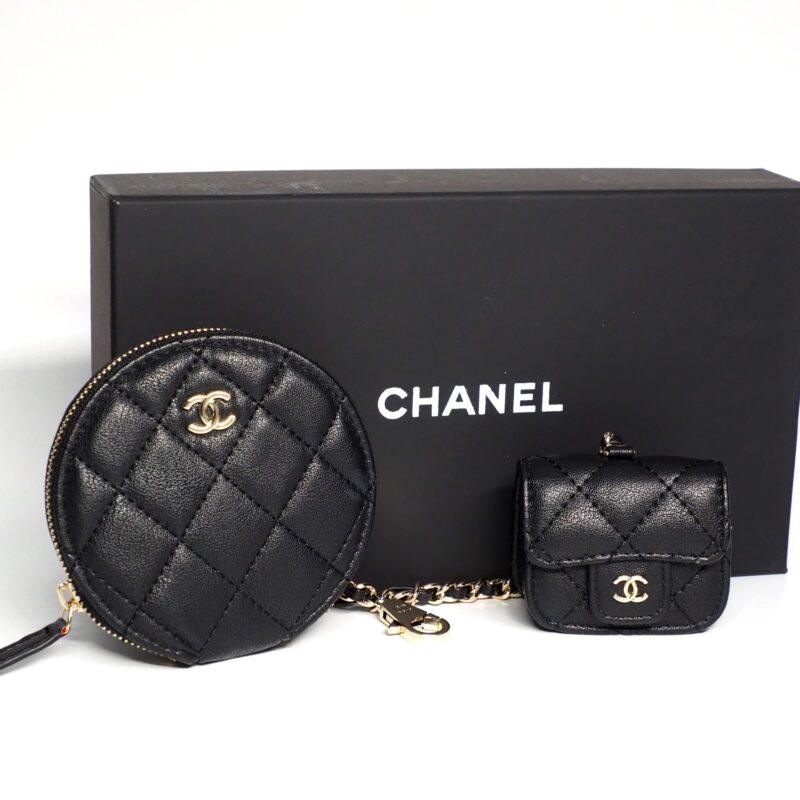 BRAND NEW ! Chanel VIP Black Goat Leather Quilted Novelty Round Coin Pouch & AirPods Case